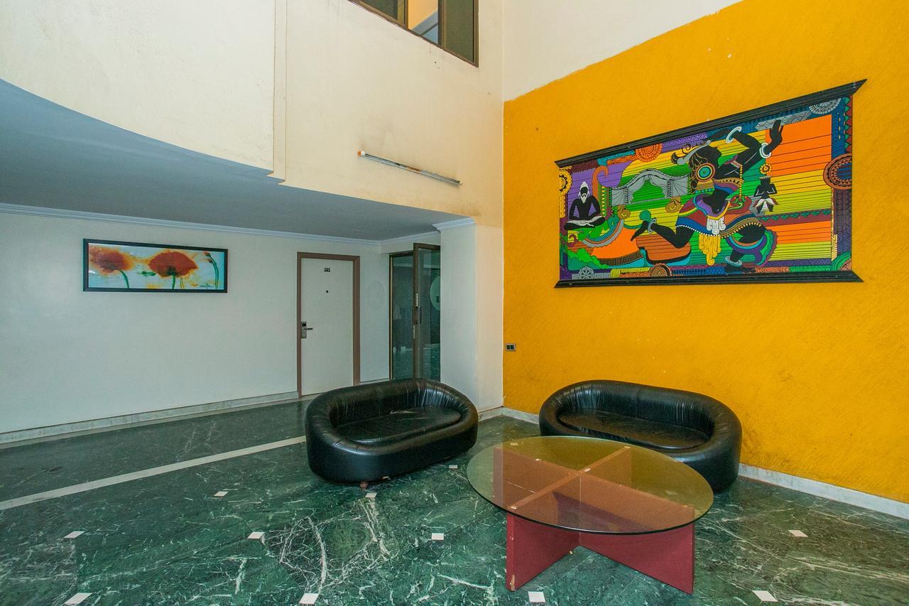 Hotel Oyo 18762 Vaishnavi Residency Bangalore Exterior foto