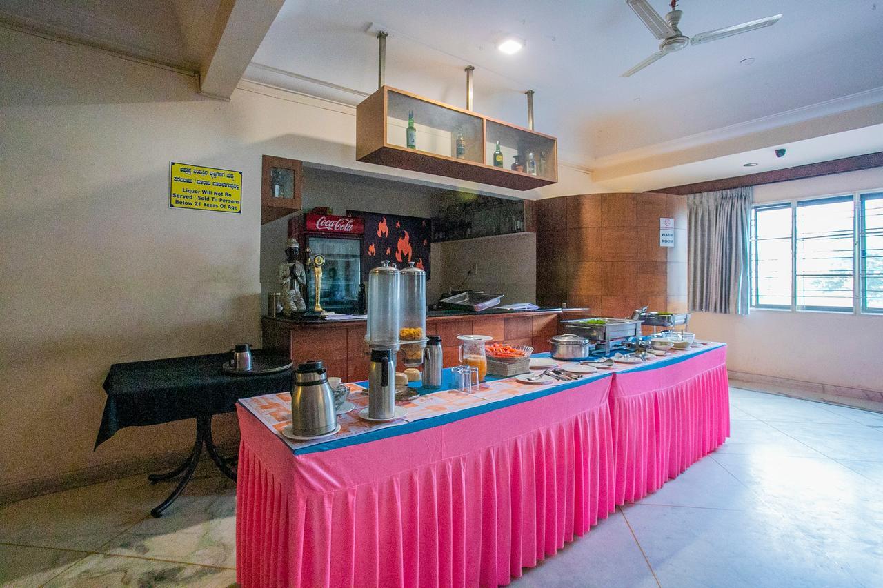 Hotel Oyo 18762 Vaishnavi Residency Bangalore Exterior foto
