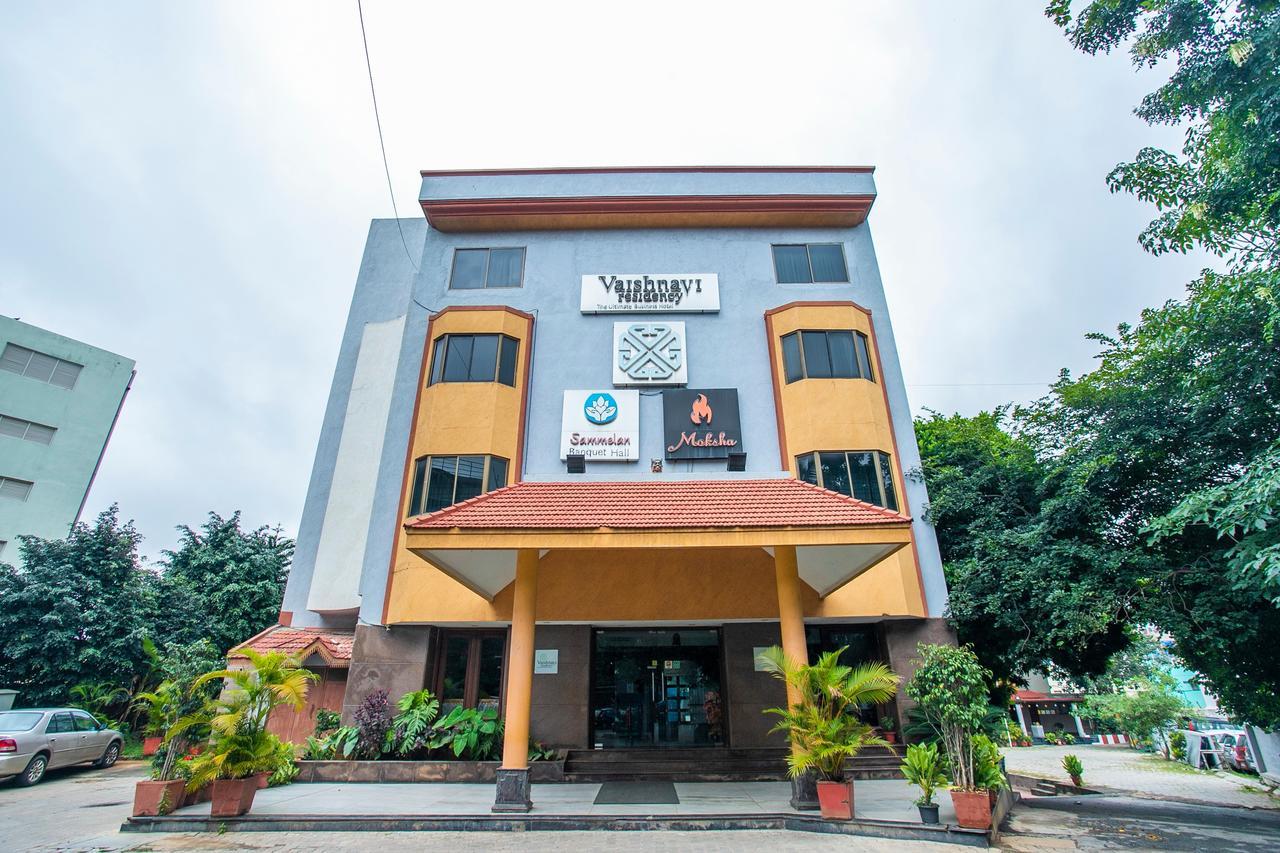 Hotel Oyo 18762 Vaishnavi Residency Bangalore Exterior foto